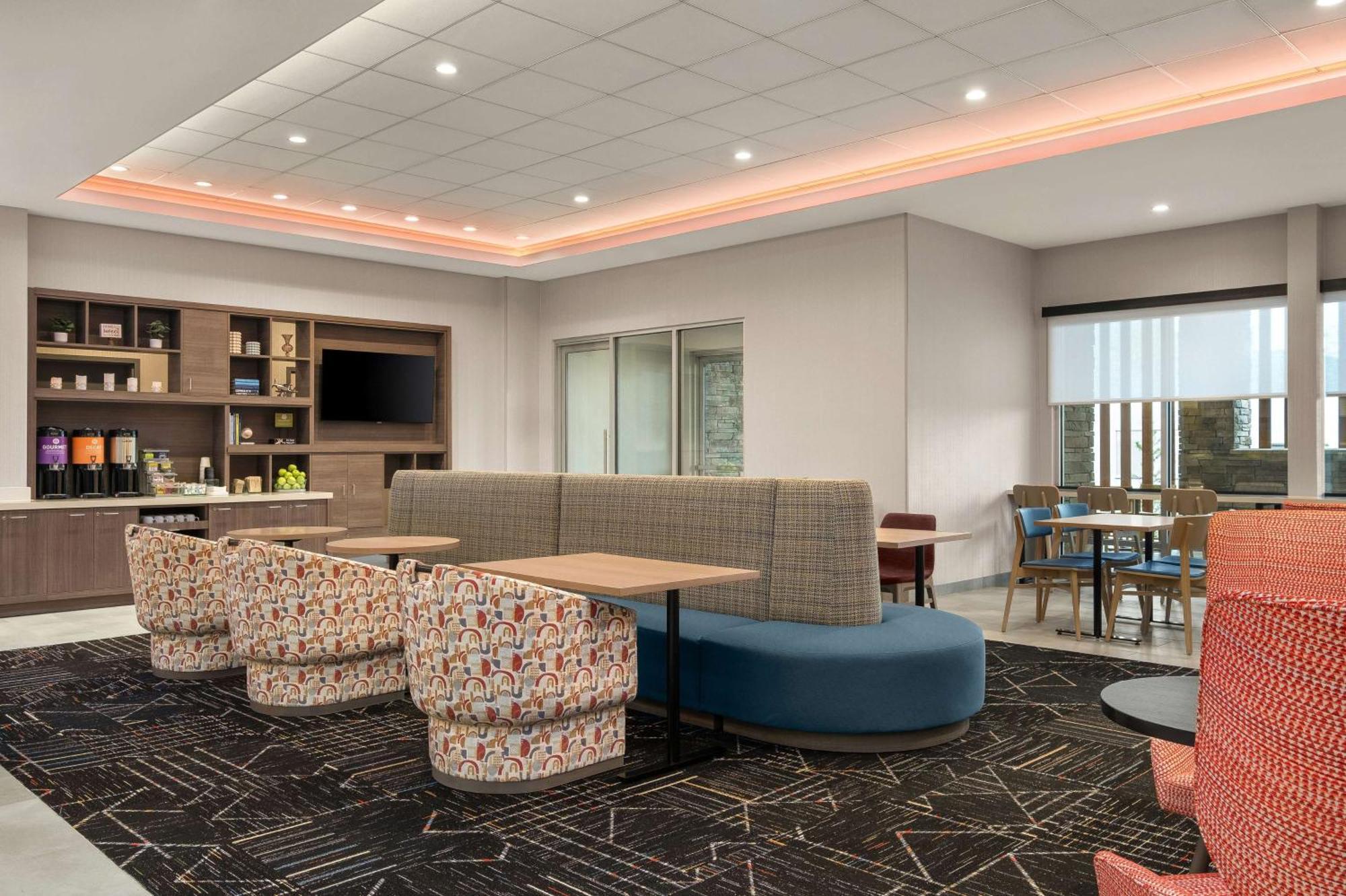Home2 Suites By Hilton Юрика Екстериор снимка